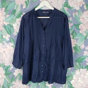 Navy Blue Scalloped Tunic Top 👕